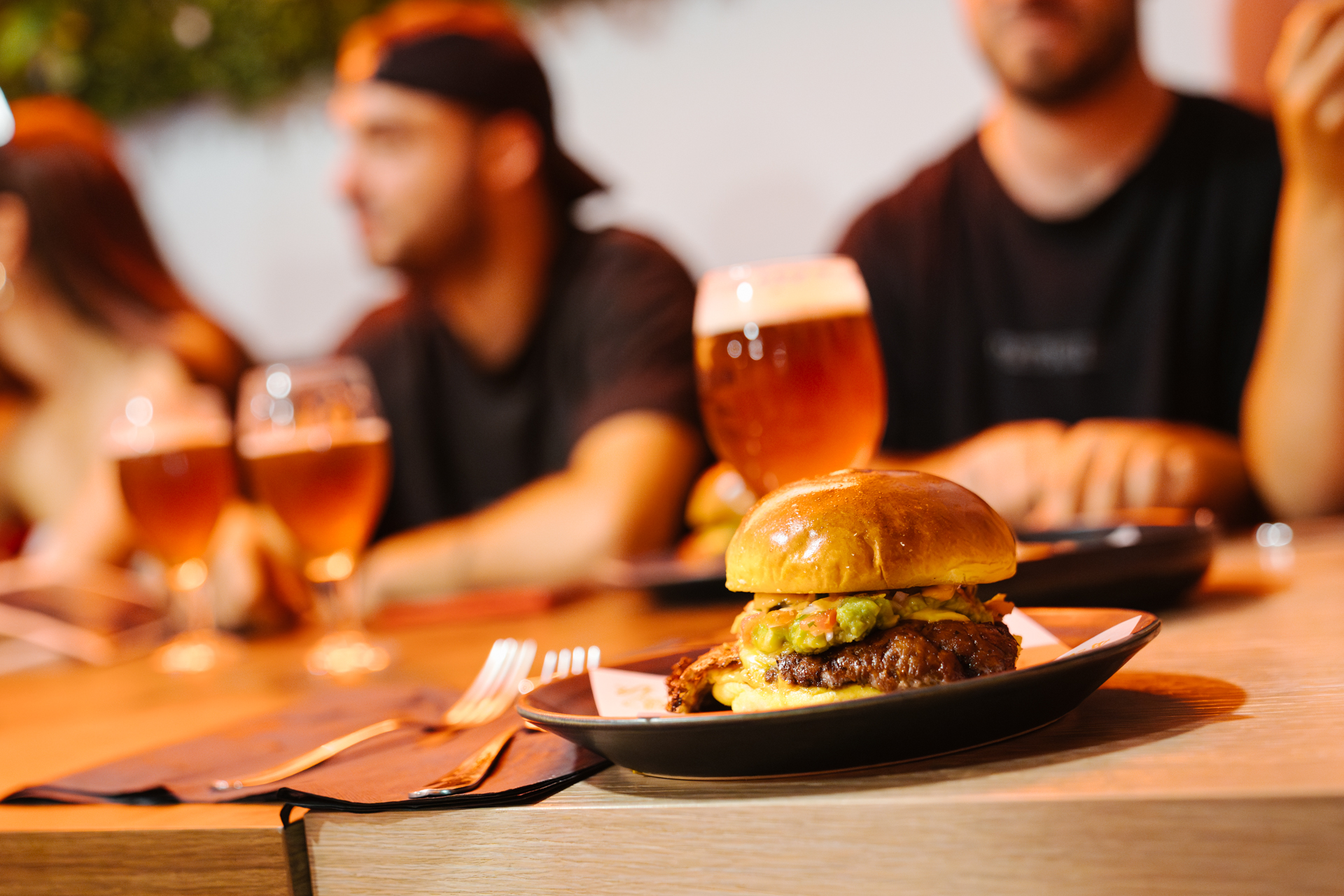 Clientes disfrutando juntos